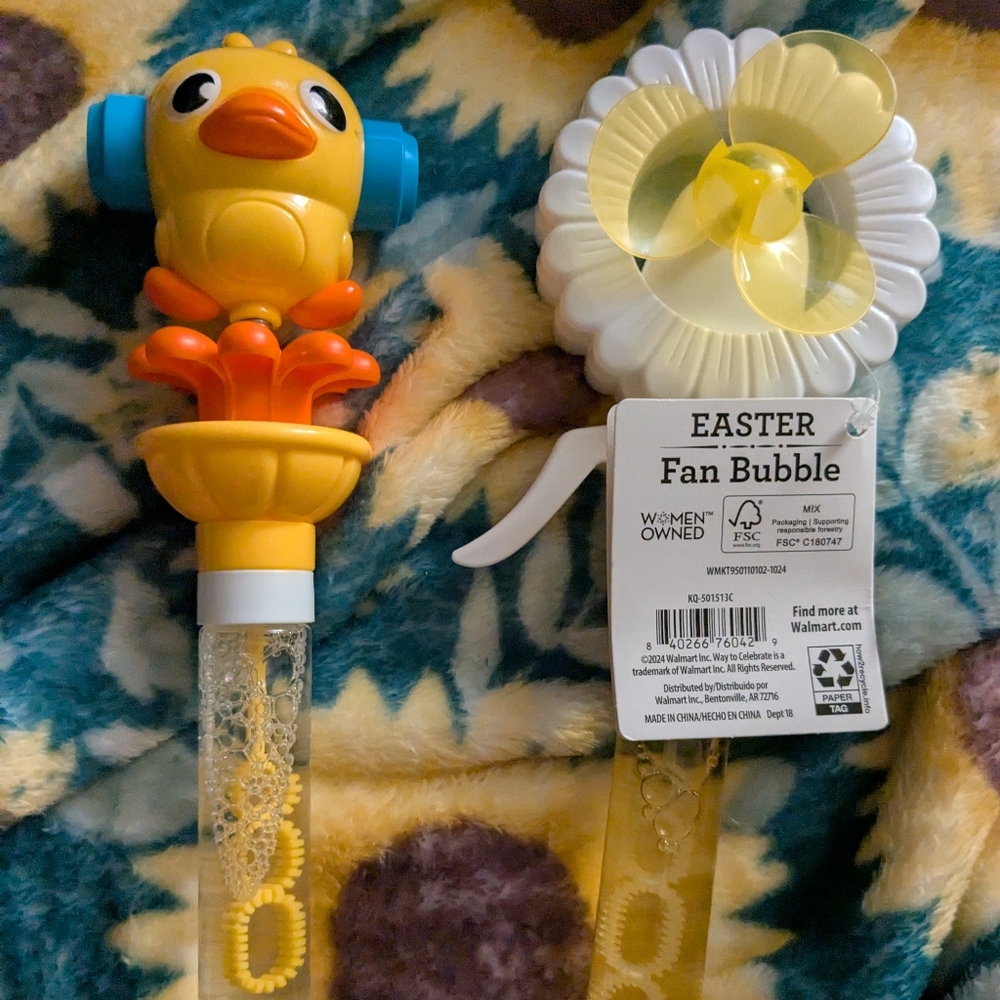 Easter Bubbles Chic And Fan With Bubbles